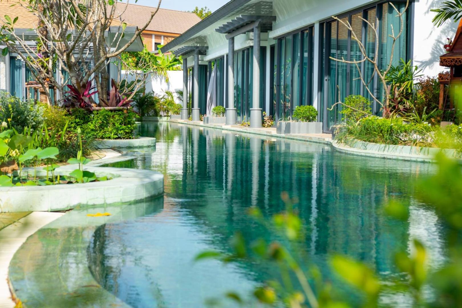 Tajh Pool Villas ฉลอง ภายนอก รูปภาพ