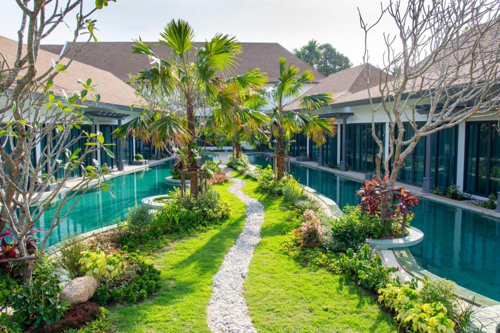 Tajh Pool Villas ฉลอง ภายนอก รูปภาพ