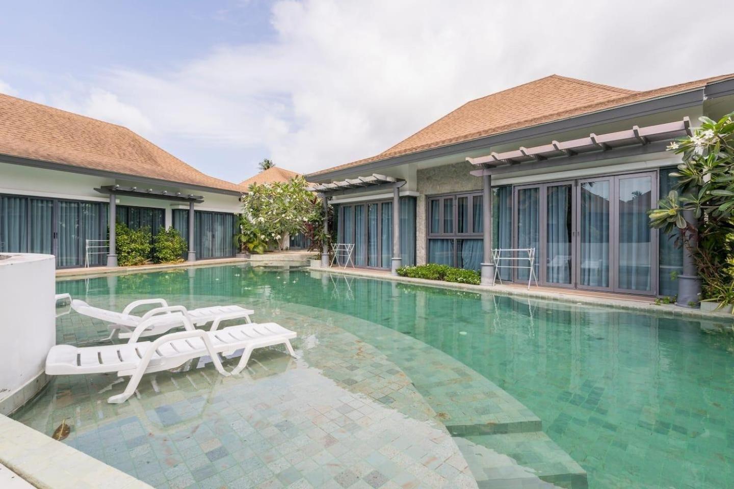 Tajh Pool Villas ฉลอง ภายนอก รูปภาพ