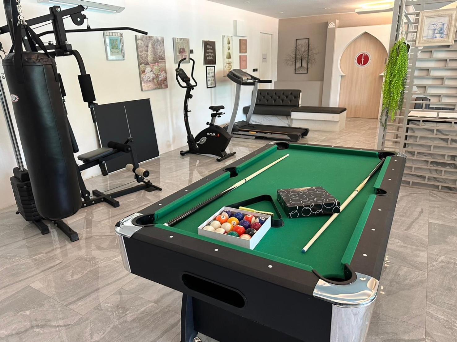 Tajh Pool Villas ฉลอง ภายนอก รูปภาพ